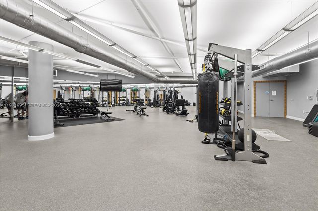 244 Biscayne Blvd 436, Miami, FL 33132