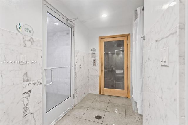 244 Biscayne Blvd 436, Miami, FL 33132