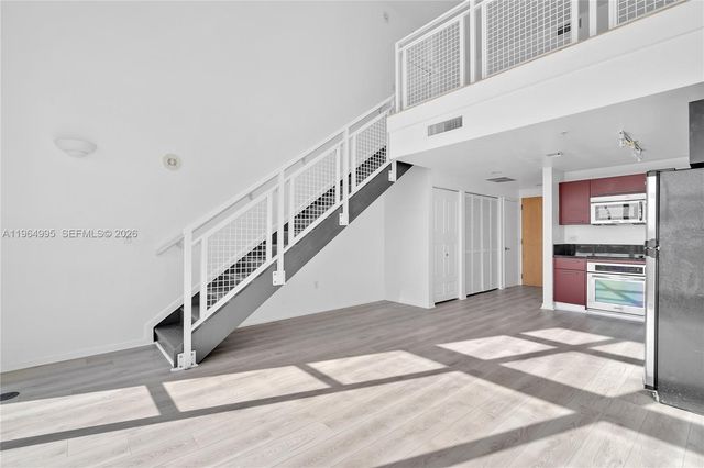 244 Biscayne Blvd 436, Miami, FL 33132