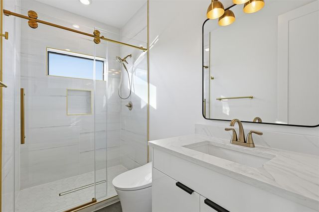 615 Rolling Oaks, Stafford, TX 77477