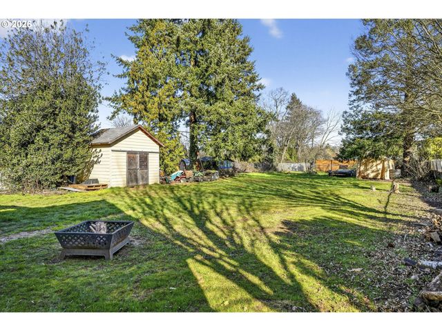 1744 Ne 132ND Ave, Portland, OR 97230