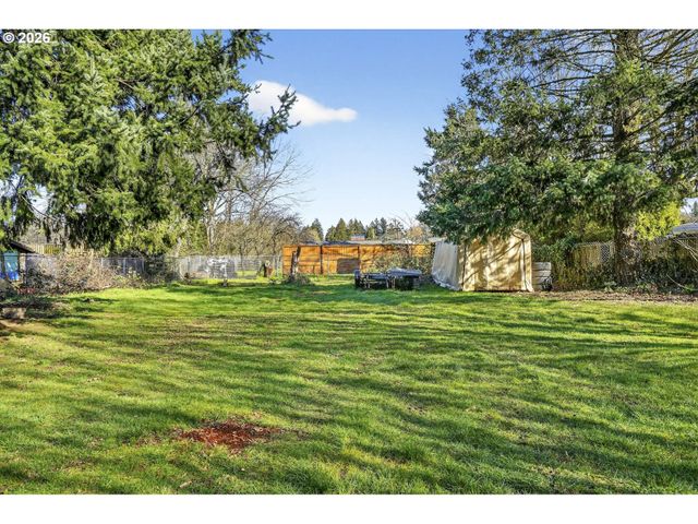 1744 Ne 132ND Ave, Portland, OR 97230