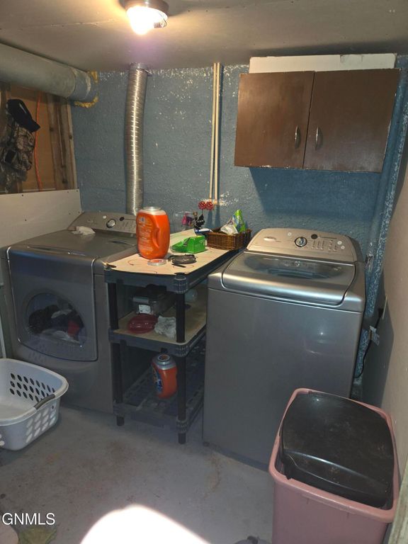 408 South Avenue E, Glen Ullin, ND 58631 photo 17