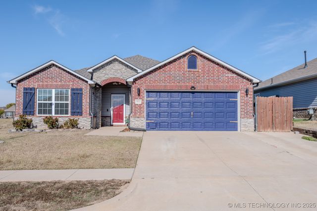 5811 E 146th Place S, Tulsa, OK 74008