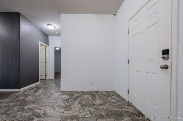 5811 E 146th Place S, Tulsa, OK 74008