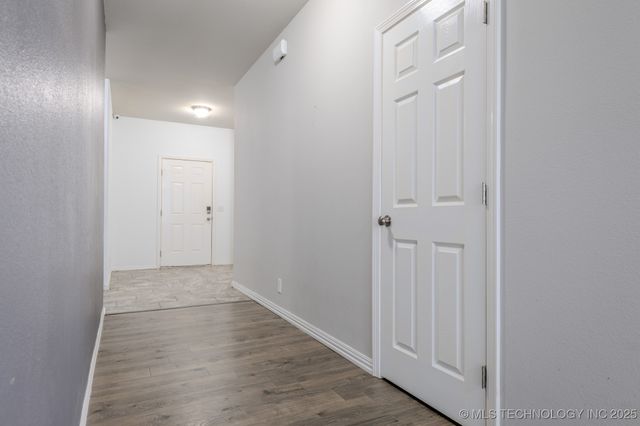 5811 E 146th Place S, Tulsa, OK 74008