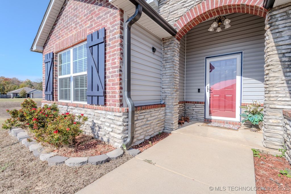 5811 E 146th Place S, Tulsa, OK 74008