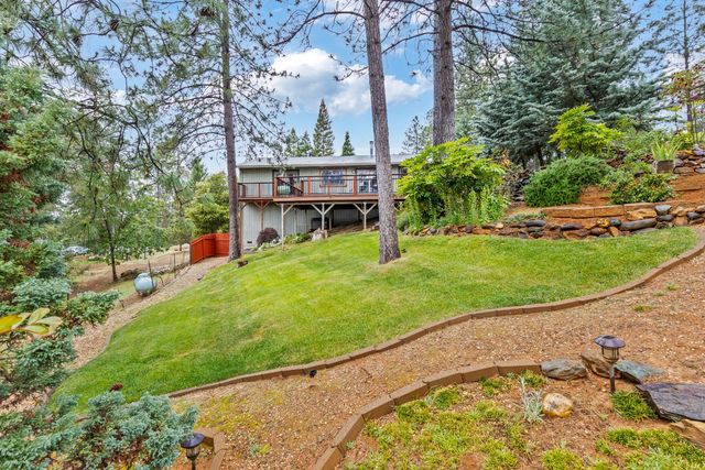 6345 Green Leaf Ln, Foresthill, CA 95631