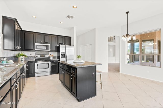 9545 E KENWOOD Circle, Mesa, AZ 85207