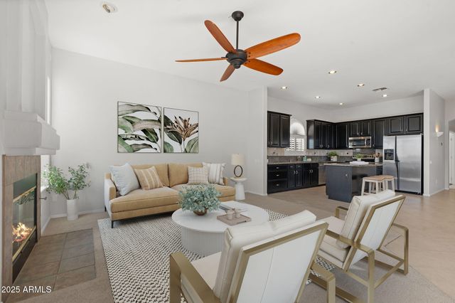 9545 E KENWOOD Circle, Mesa, AZ 85207