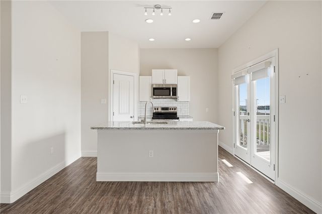 158 S Nautica, Rockport, TX 78382
