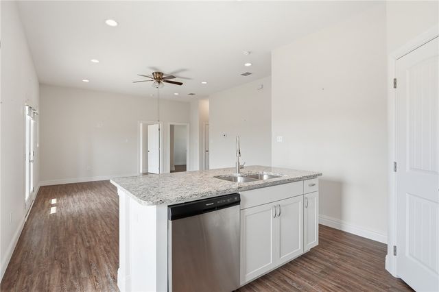 158 S Nautica, Rockport, TX 78382