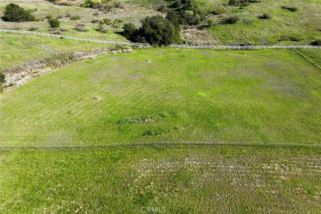 8 Oak Trail Ct, Murrieta, CA 92562