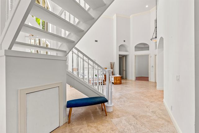 6830 Royal Orchid Circle, Delray Beach, FL 33446