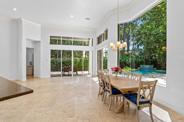 6830 Royal Orchid Circle, Delray Beach, FL 33446