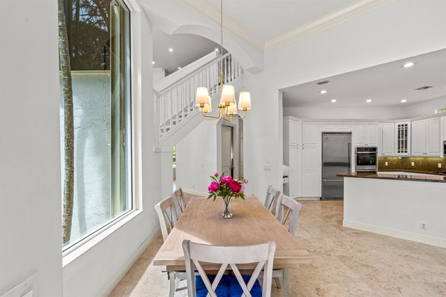 6830 Royal Orchid Circle, Delray Beach, FL 33446