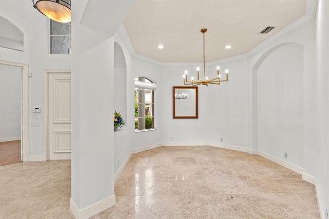 6830 Royal Orchid Circle, Delray Beach, FL 33446