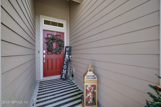 9728 GAYNOR Circle, Jacksonville, FL 32219