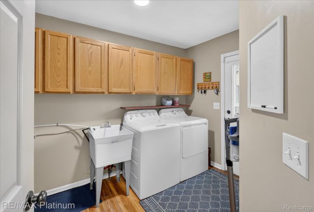 9825 Burson Drive, Brighton Township, MI 48116