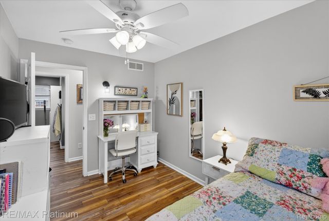 9825 Burson Drive, Brighton Township, MI 48116