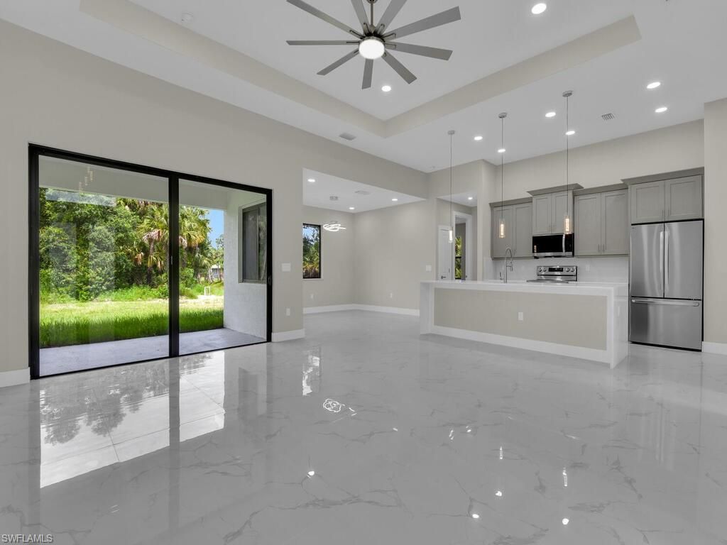 410 Plumosa AVE, LEHIGH ACRES, FL 33972 — exterior