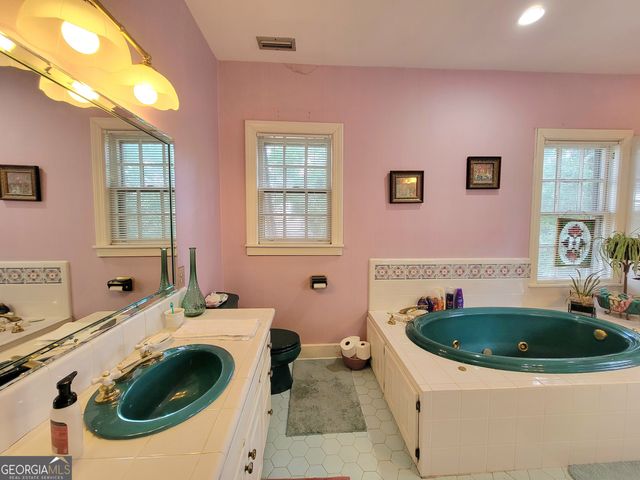 1211 Main Street, Roanoke, AL 36274