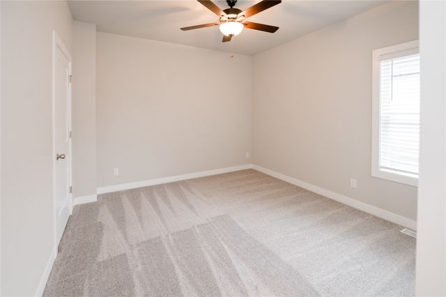 3240 Brook Landing Court, Des Moines, IA 50317