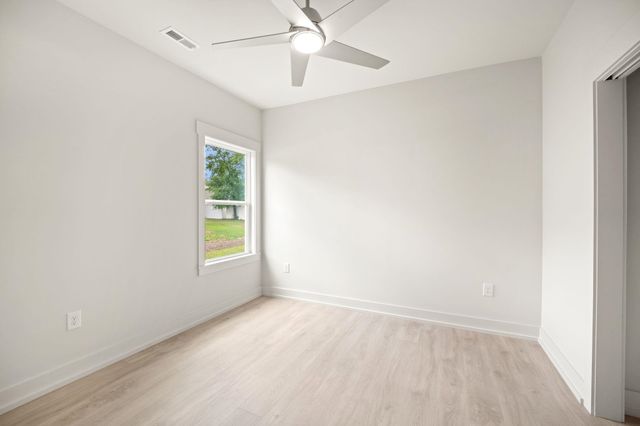 315 Dunbarton Ln., Conway, SC 29526