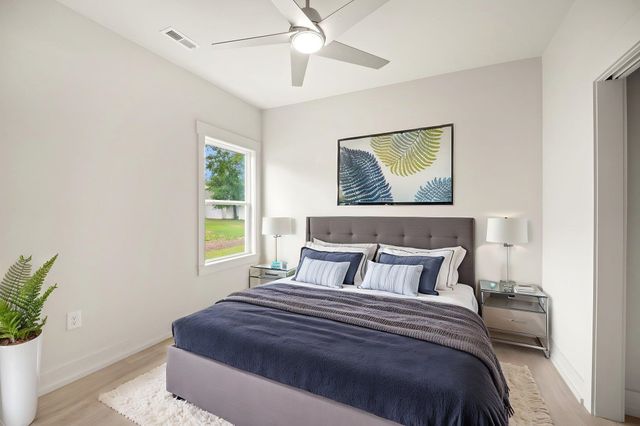 315 Dunbarton Ln., Conway, SC 29526