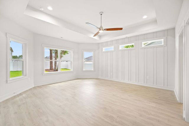 315 Dunbarton Ln., Conway, SC 29526