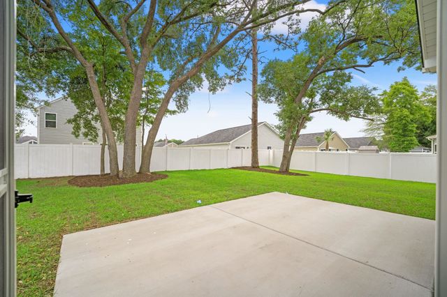 315 Dunbarton Ln., Conway, SC 29526
