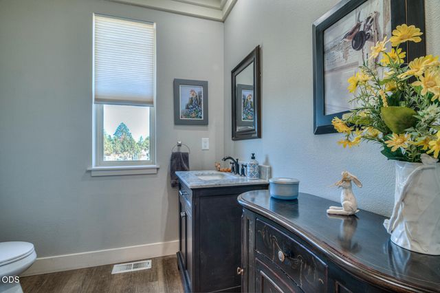 60900 Jennings Road, Bend, OR 97702