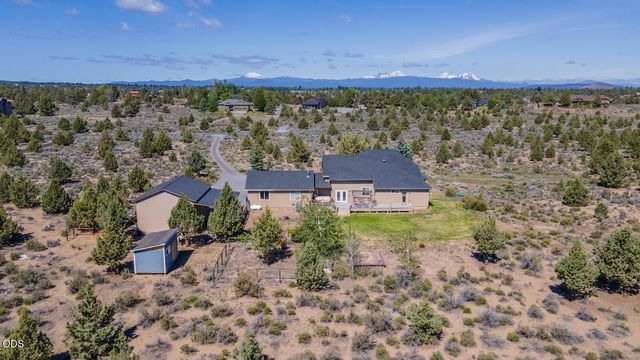 60900 Jennings Road, Bend, OR 97702