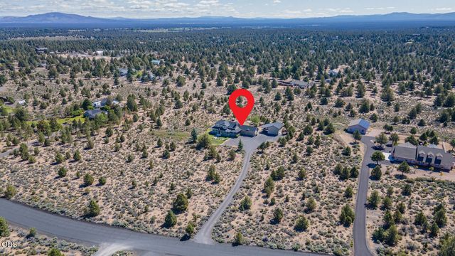 60900 Jennings Road, Bend, OR 97702