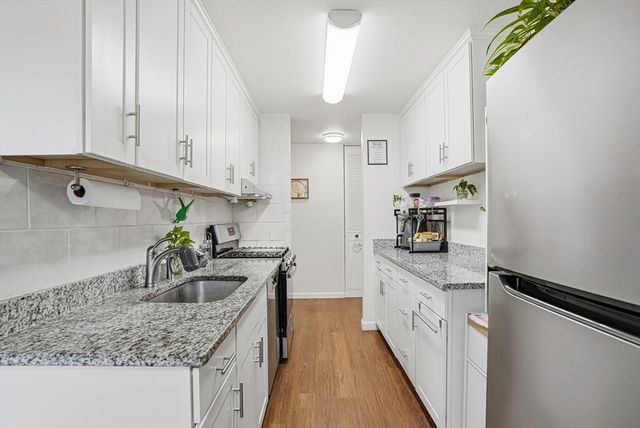 8 Shrewsbury Green Dr G, Shrewsbury, MA 01545
