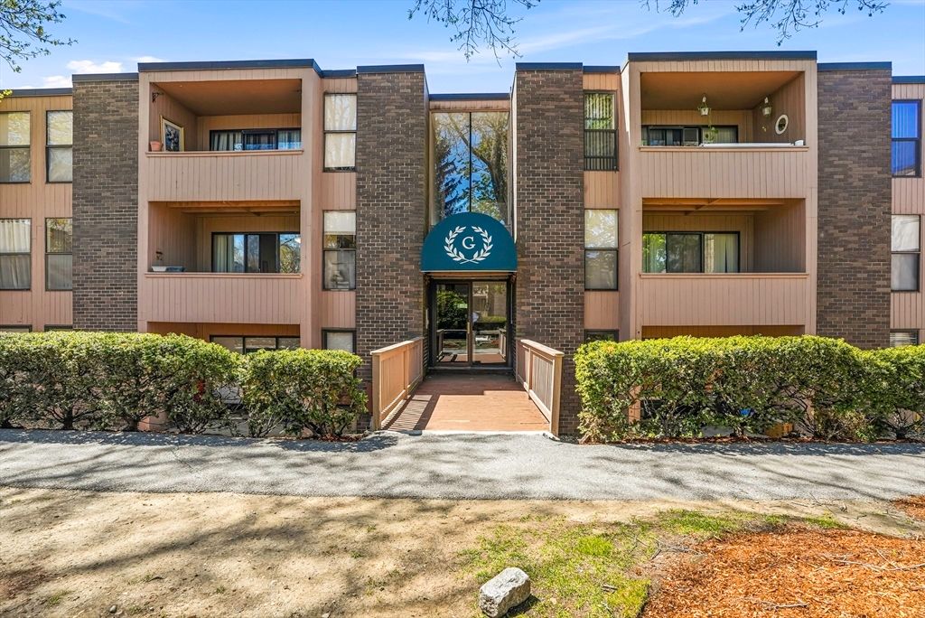 8 Shrewsbury Green Dr G, Shrewsbury, MA 01545
