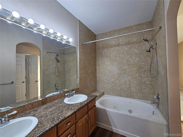 21 Woodland Cir, Highlands Ranch, CO 80126