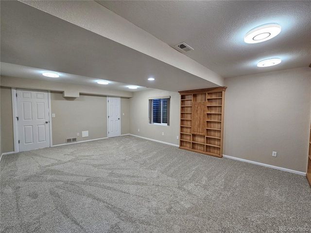 21 Woodland Cir, Highlands Ranch, CO 80126