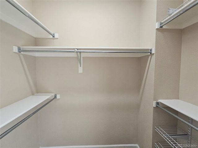 21 Woodland Cir, Highlands Ranch, CO 80126