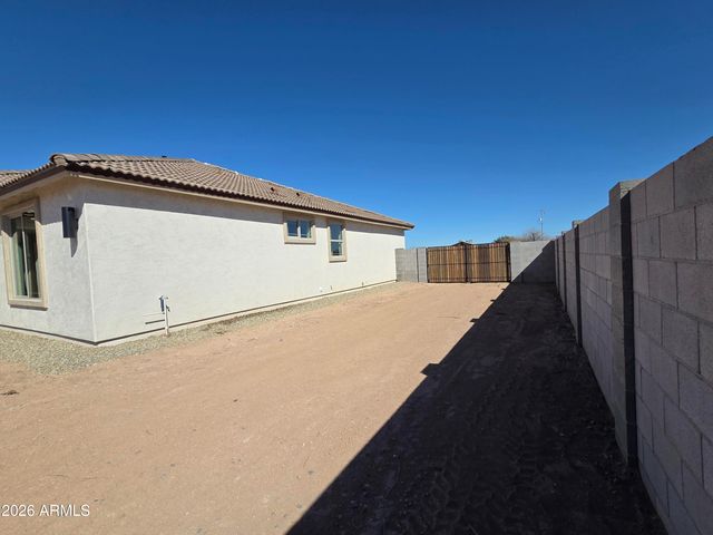 3820 N PALM Circle, Eloy, AZ 85131