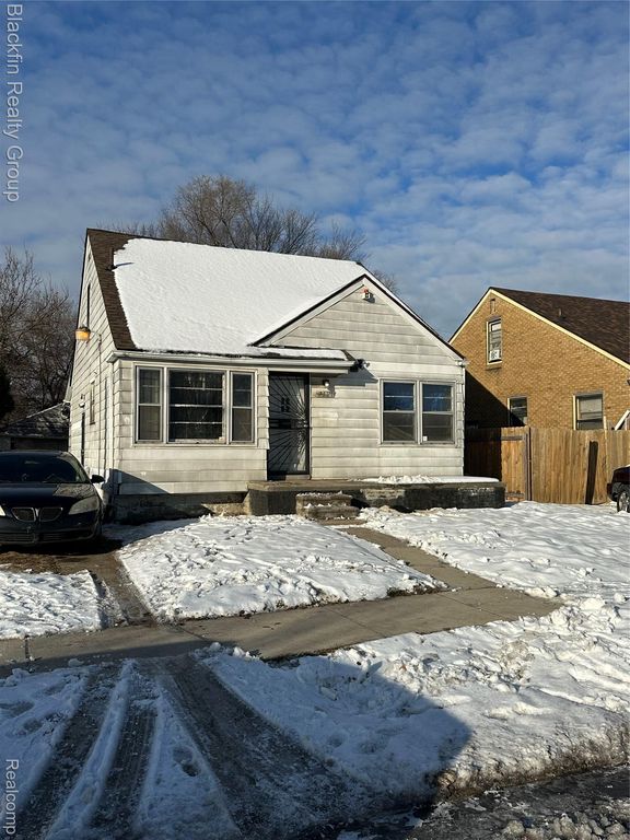 7391 Ashton Avenue, Detroit, MI 48228