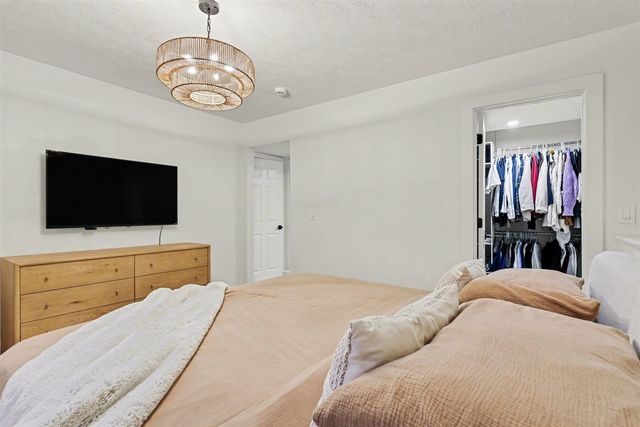 770 Brownwood Avenue, Grand Rapids, MI 49504