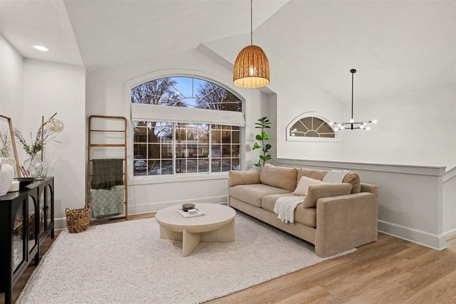 770 Brownwood Avenue, Grand Rapids, MI 49504