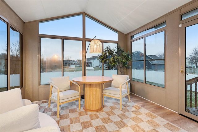 770 Brownwood Avenue, Grand Rapids, MI 49504