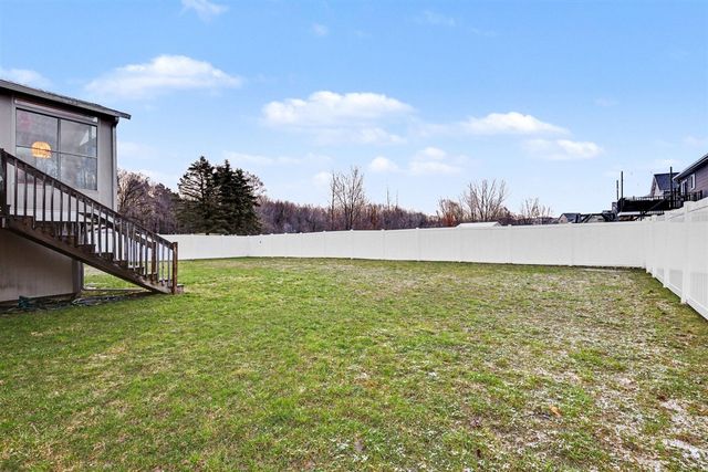 770 Brownwood Avenue, Grand Rapids, MI 49504