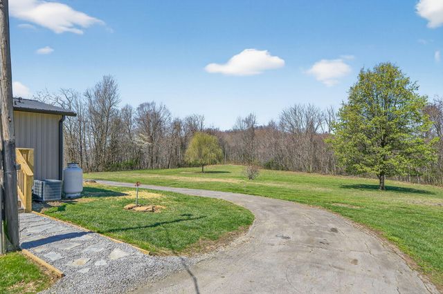 1010 Bald Rock Road, Albany, KY 42602