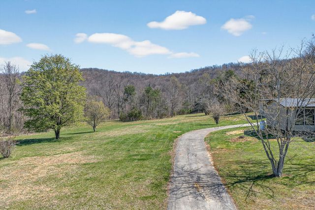 1010 Bald Rock Road, Albany, KY 42602