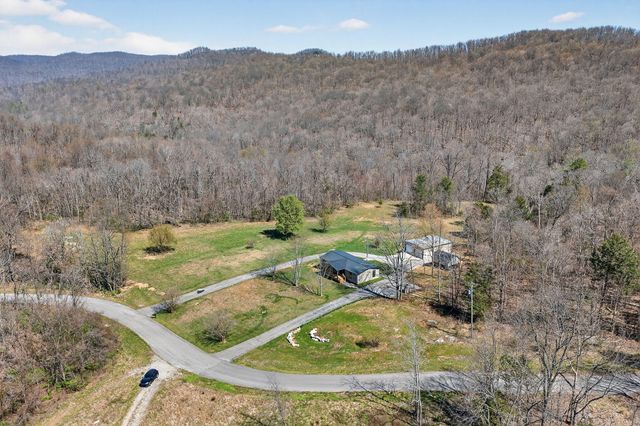 1010 Bald Rock Road, Albany, KY 42602