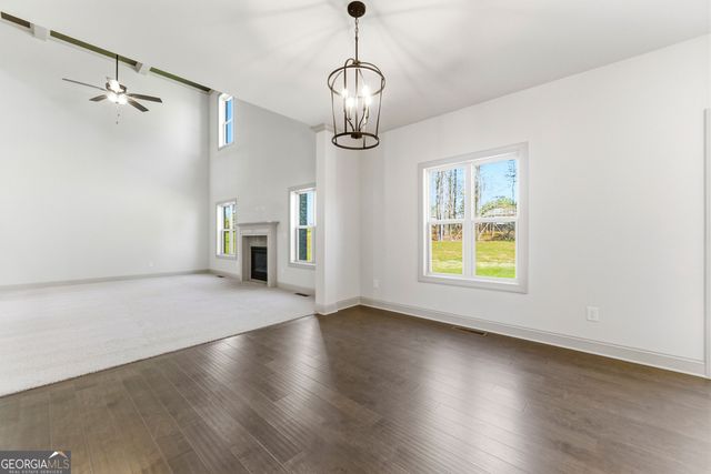 198 Lotus Lane 82, Covington, GA 30016