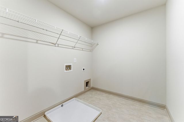 198 Lotus Lane 82, Covington, GA 30016